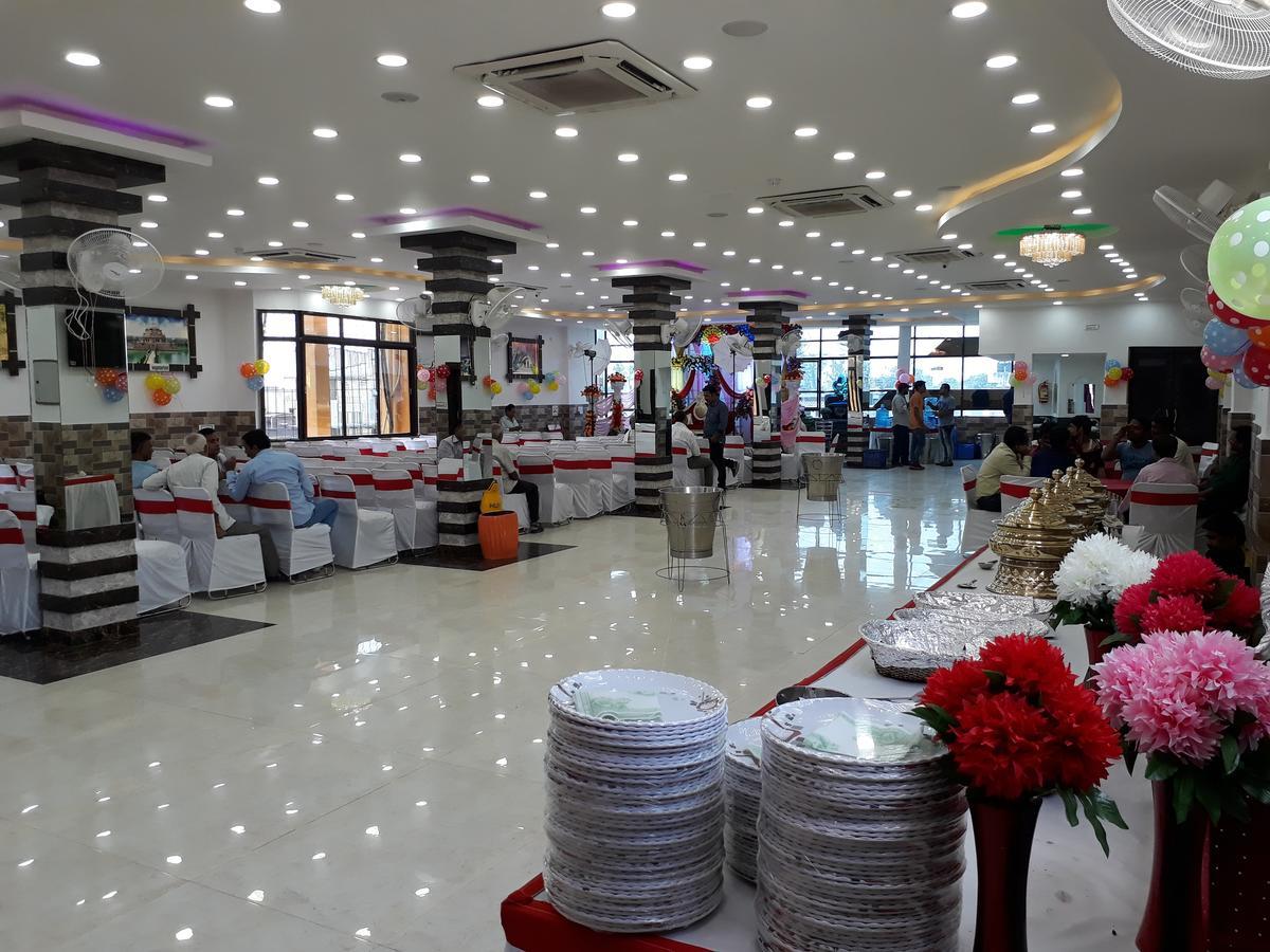 Hotel Natraj Sasaram Extérieur photo