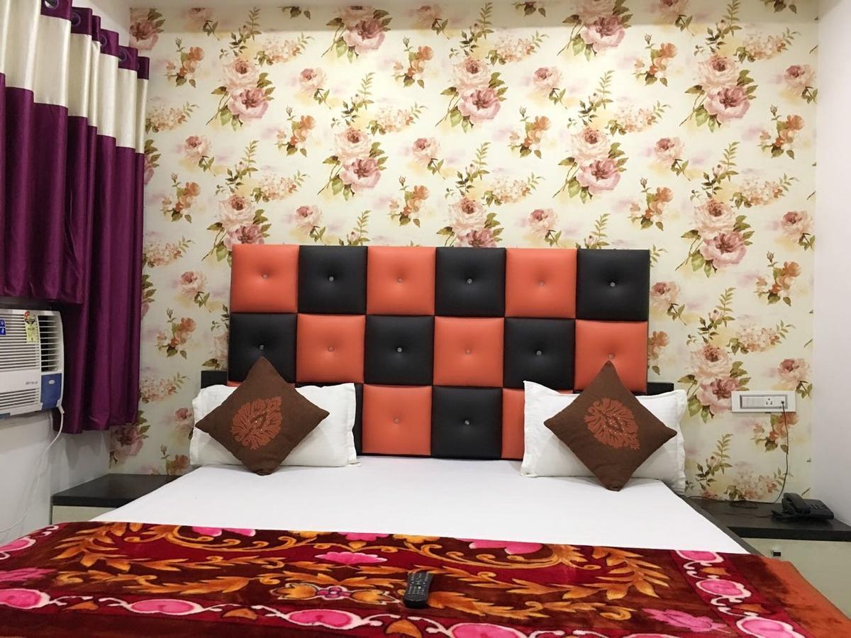 Hotel Natraj Sasaram Extérieur photo