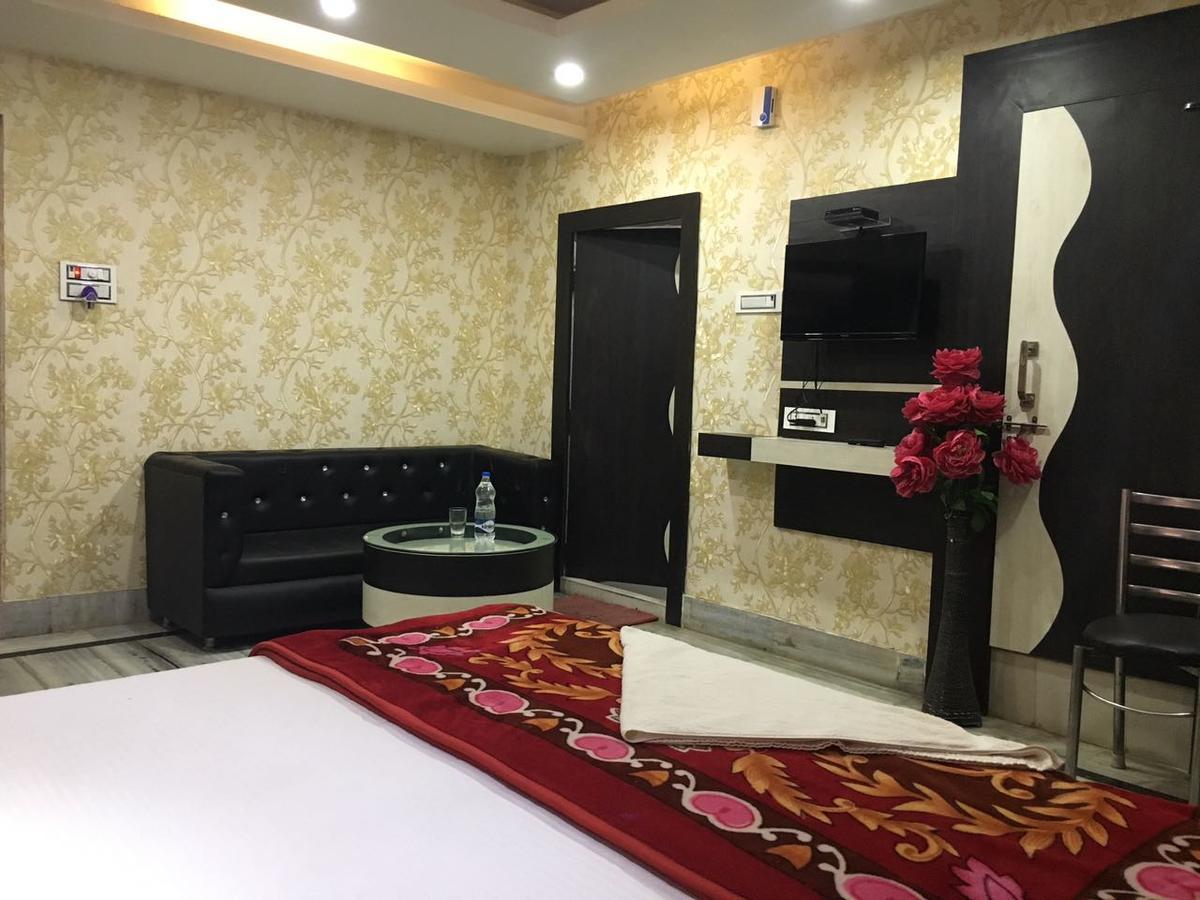 Hotel Natraj Sasaram Extérieur photo
