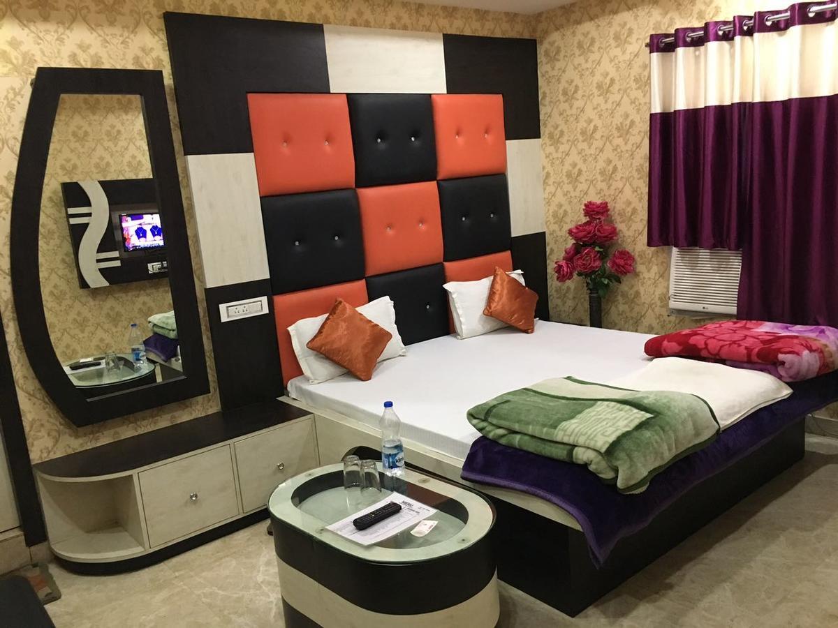 Hotel Natraj Sasaram Extérieur photo